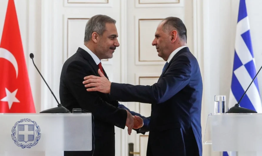 Η ξεδιάντροπη κοροϊδία του ελληνικού λαού