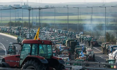 Στα μπλόκα των αγροτών
