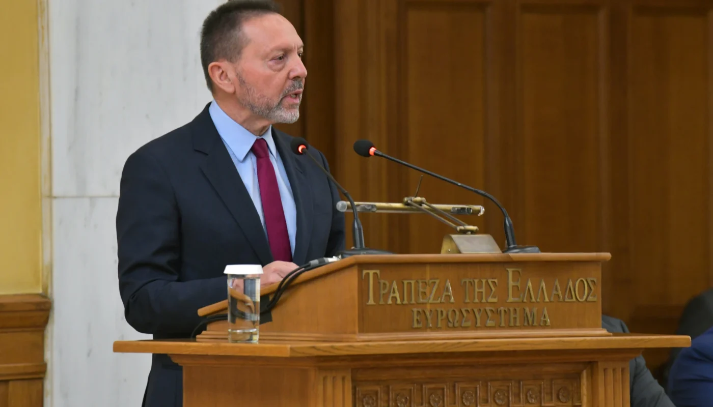 Γιάννης Στουρνάρας