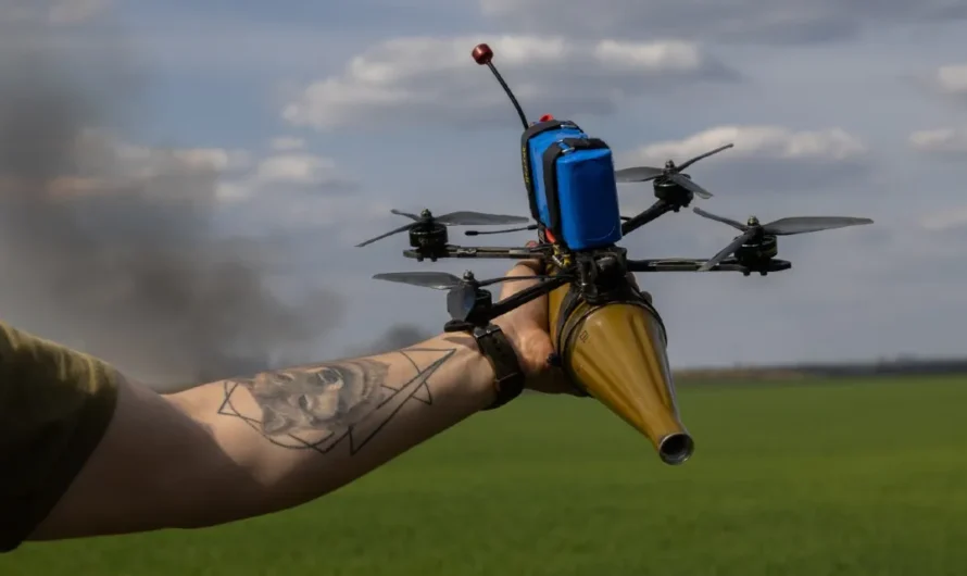 Το τέλος των Τεθωρακισμένων; Λάθος μαθήματα από τα Ουκρανικά drones