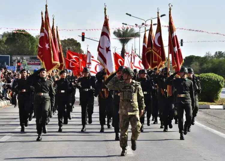 Μια νέα συμφωνία μεταξύ Τουρκία και κατεχομένων παρουσιάζει τη βόρεια Κύπρο ως στρατηγική πρώτη γραμμή εν μέσω αυξανόμενων εντάσεων με το Ισραήλ 1 Τούρκοι Στρατιώτες