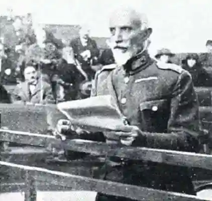 Ο Γεώργιος Χατζηανέστης απολογείται στο στρατοδικείο