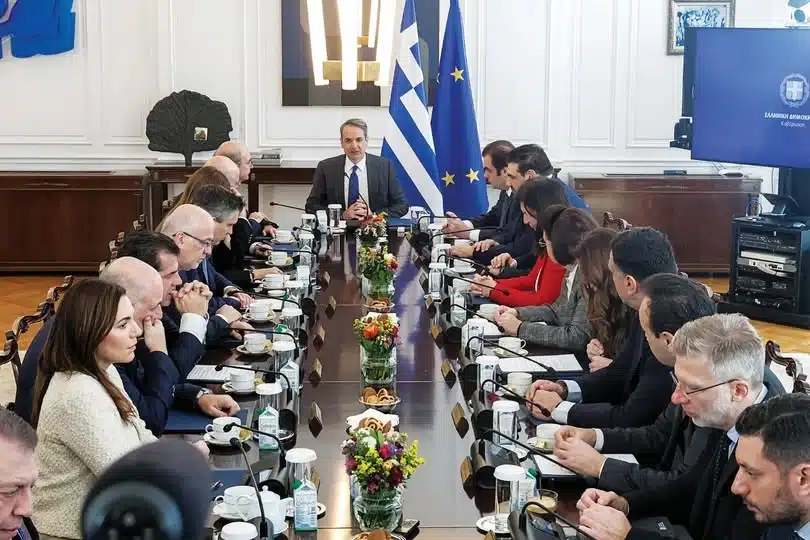 Ανίκανοι, που εμφανίζονται ως σωτήρες